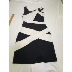 Bebe Sleeveless Sexy Waist Sheet Cut Out Black And White Mini Sheath Dress XS